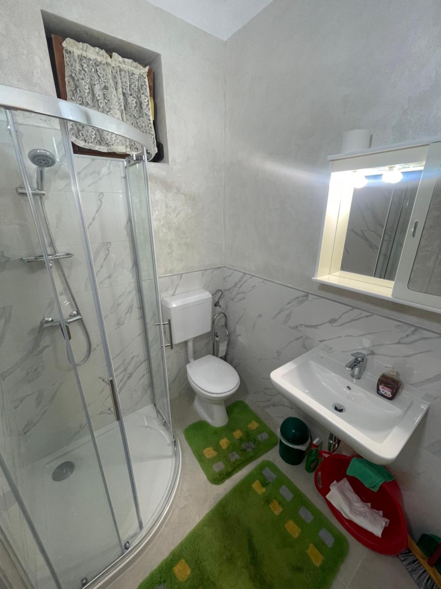 Darinka Apartment